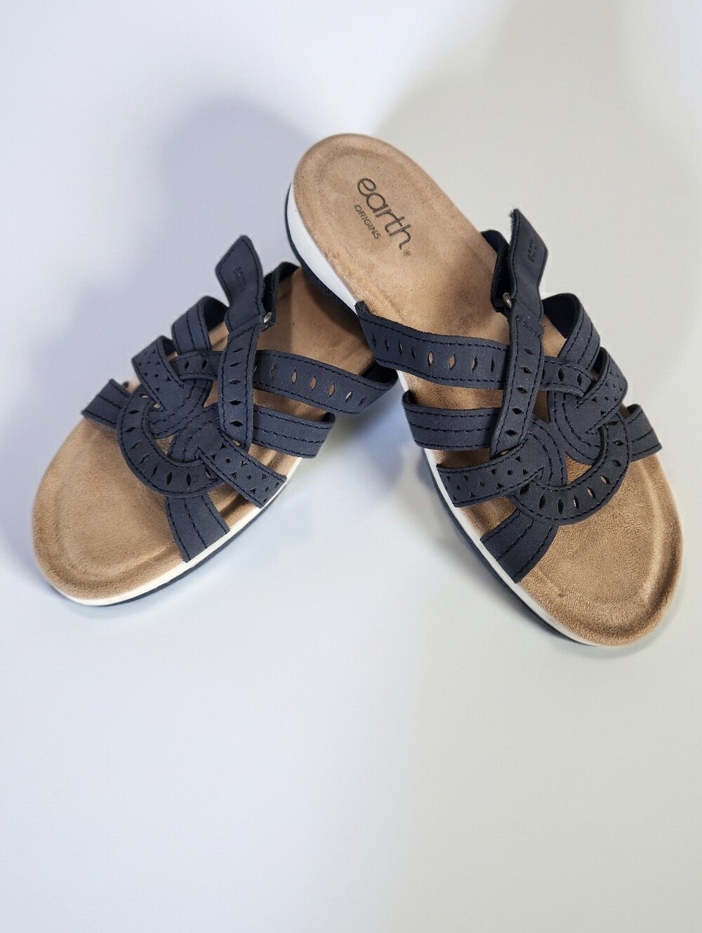 Earth Origins Women's Suella Strappy Summer Slip-On Navy Sandals Size 8.5W